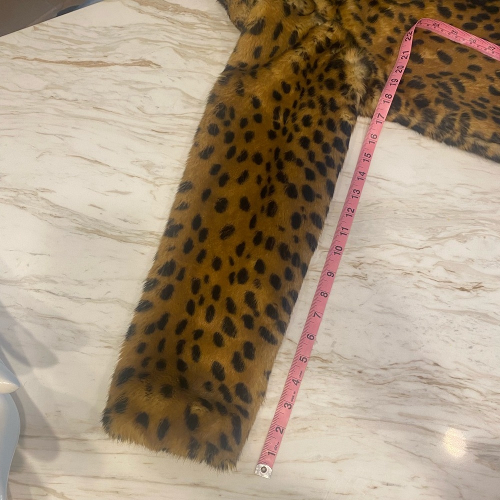 XXS Superdown Casey Leopard Faux Fur Coat - Picture 10 of 10